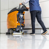 SCRUBBER DRYER