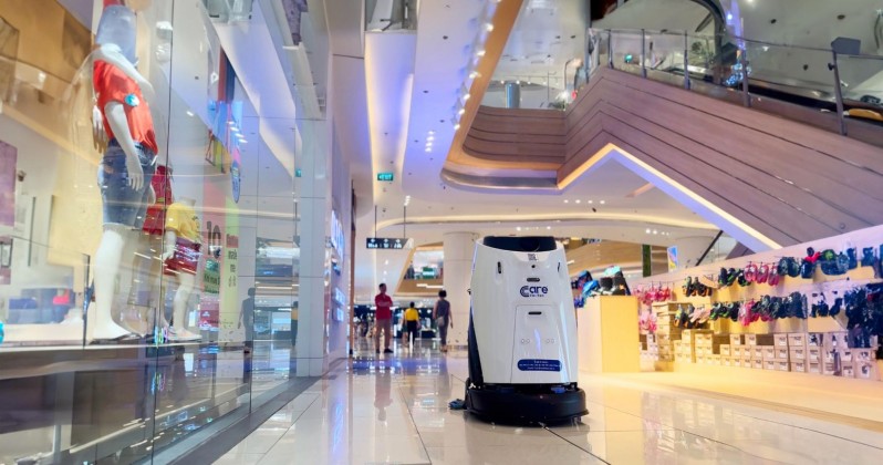 Care Việt Nam Trang Bị Robot Vệ Sinh Công Nghiệp Hiện Đại Nhất