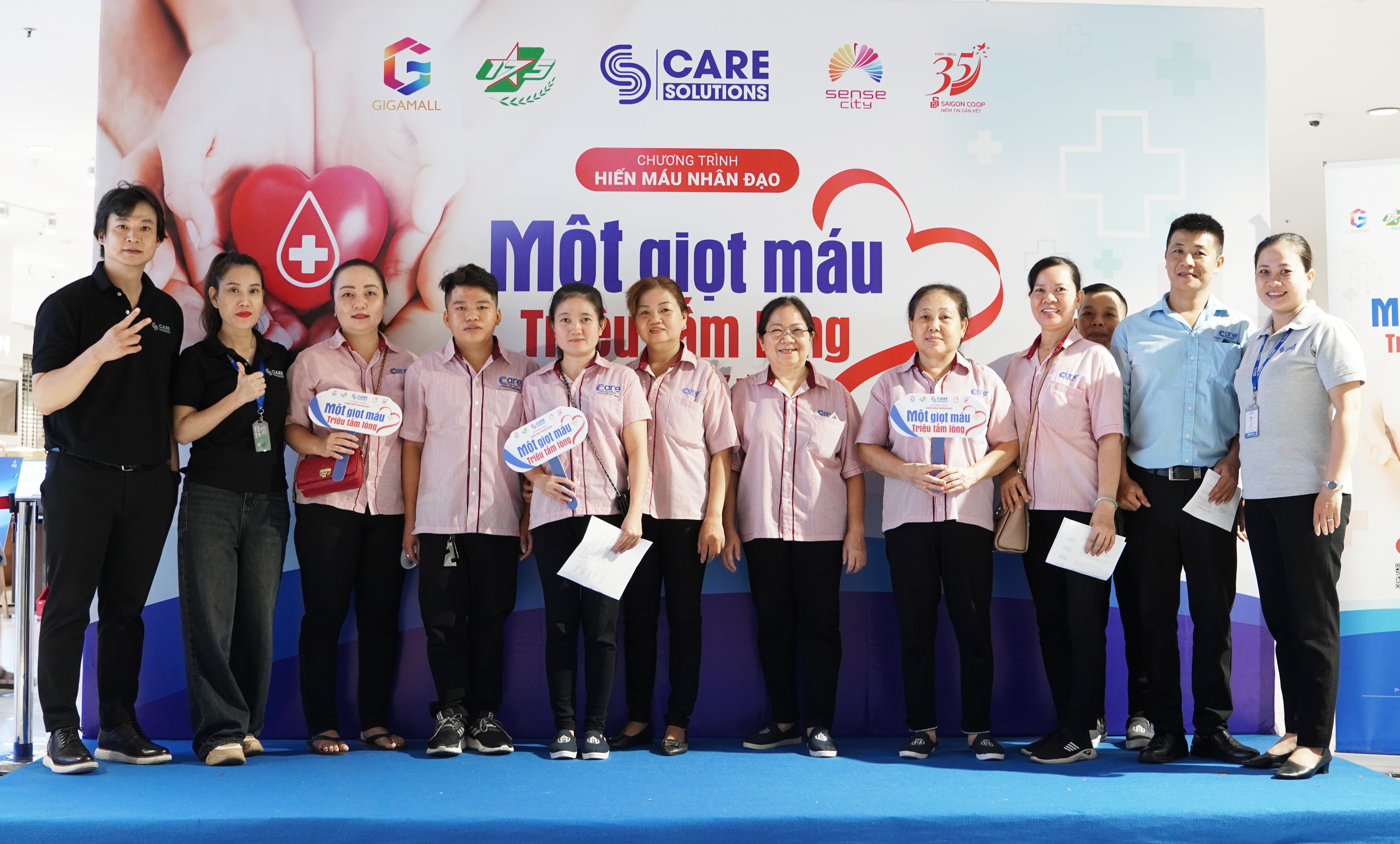 Care Vietnam Organizes Blood Donation Day Called “A Drop Of Blood - A World Of Love”