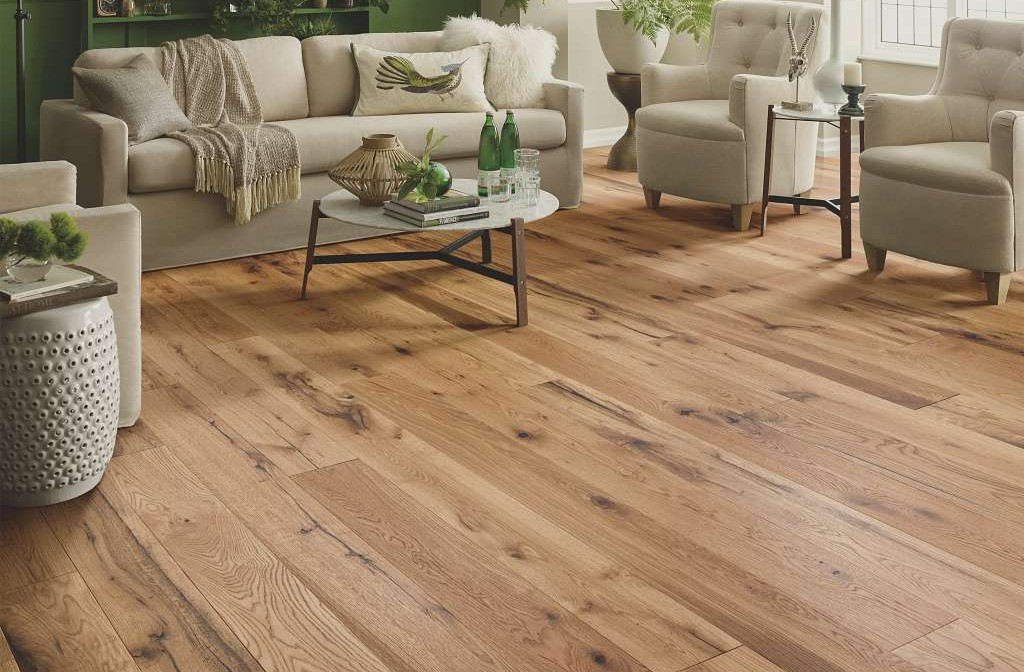 Sàn gỗ được vệ sinh thường xuyên giúp tăng tuổi thọ
